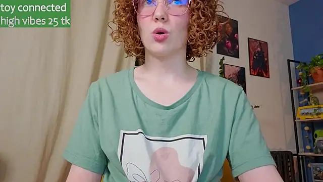 Snapshot of _lightmyfire chatting on March 22, 2025, 5:20 pm  lightmyfire online show from March 22, 2025, 5:20 pm