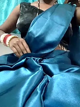 Snapshot of rituporna2004 chatting on September 10, 2025, 8:25 am rituporna2004 online show from September 10, 2025, 8:25 am