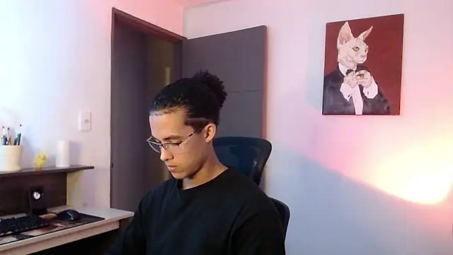 Snapshot of alejo_x3 chatting on February 14, 2025, 2:18 am alejo x3 online show from February 14, 2025, 2:18 am