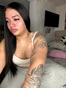 Snapshot of GemaGranadoss chatting on November 15, 2025, 3:04 am GemaGranadoss online show from November 15, 2025, 3:04 am