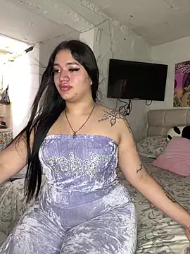 Snapshot of GemaGranadoss chatting on November 25, 2025, 3:45 pm GemaGranadoss online show from November 25, 2025, 3:45 pm