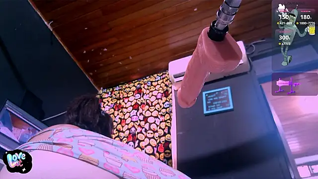 Snapshot of waterfalls_girl chatting on March 6, 2026, 7:10 pm waterfalls girl online show from March 6, 2026, 7:10 pm