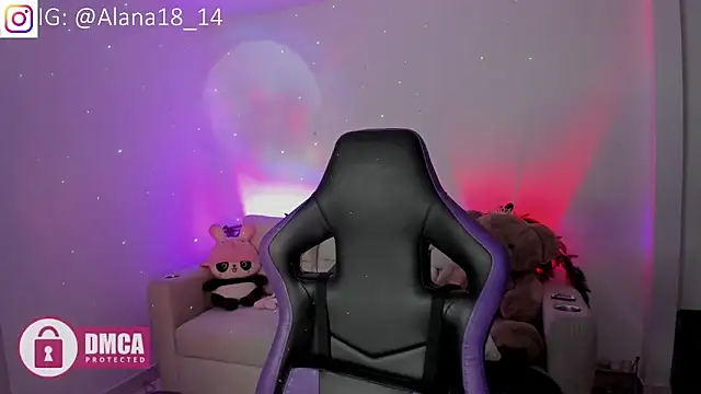 Alana Pherson online show from November 10, 2025, 1:48 am