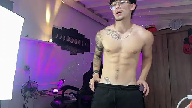 Kisan Smith online show from April 8, 2026, 4:34 am