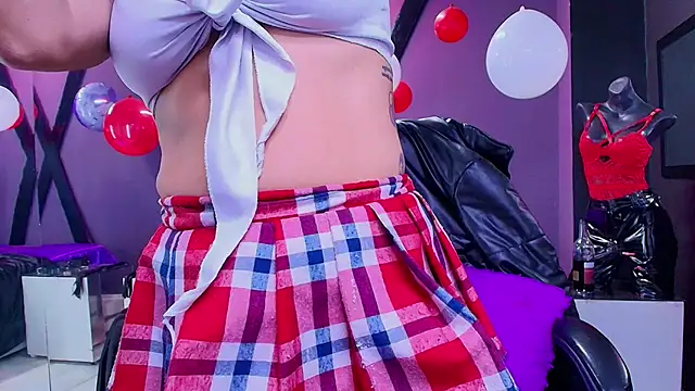 Juliet Nasty online show from February 18, 2025, 3:43 pm