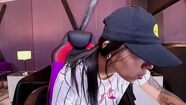 Juliet Nasty online show from March 4, 2025, 12:44 pm