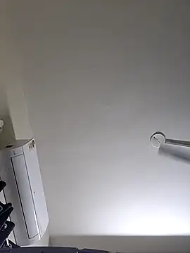 Snapshot of Leeeezzzz_roy chatting on October 2, 2025, 5:53 pm Leeeezzzz roy online show from October 2, 2025, 5:53 pm