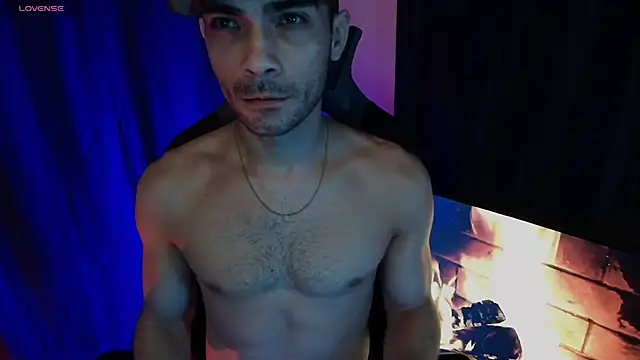 sexyboycolombi4 online show from February 8, 2026, 9:13 am