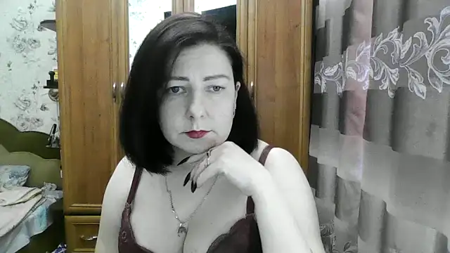 SophieNightAh online show from October 11, 2025, 12:47 pm