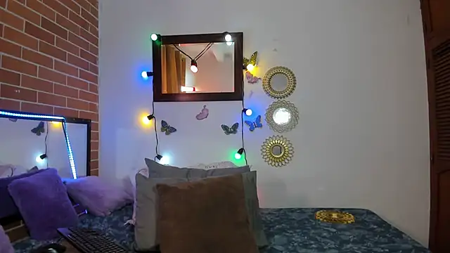 Snapshot of maja_hills chatting on February 3, 2025, 5:03 pm maja hills online show from February 3, 2025, 5:03 pm