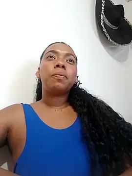 lia mariana online show from December 21, 2025, 8:16 pm