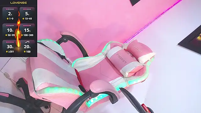 MissIvanna online show from January 10, 2025, 9:44 am