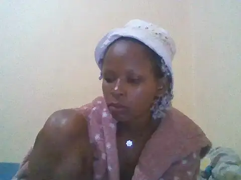 CharlotteDee online show from November 27, 2025, 7:38 pm