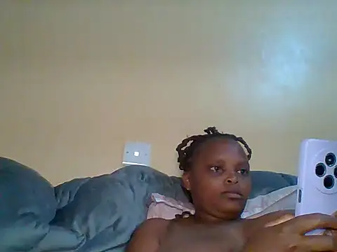 Snapshot of Sexxy-Shie chatting on January 8, 2025, 5:37 pm Sexxy-Shie online show from January 8, 2025, 5:37 pm