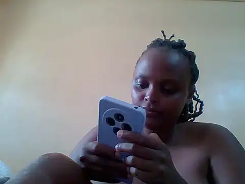 Snapshot of Sexxy-Shie chatting on January 13, 2025, 11:08 am Sexxy-Shie online show from January 13, 2025, 11:08 am