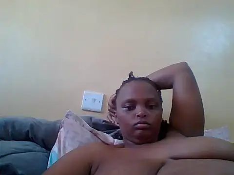 Snapshot of Sexxy-Shie chatting on January 16, 2025, 10:10 am Sexxy-Shie online show from January 16, 2025, 10:10 am