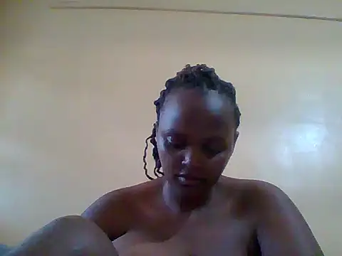 Snapshot of Sexxy-Shie chatting on January 17, 2025, 4:49 am Sexxy-Shie online show from January 17, 2025, 4:49 am