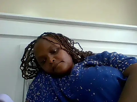 Snapshot of Sexxy-Shie chatting on February 1, 2025, 11:10 am Sexxy-Shie online show from February 1, 2025, 11:10 am