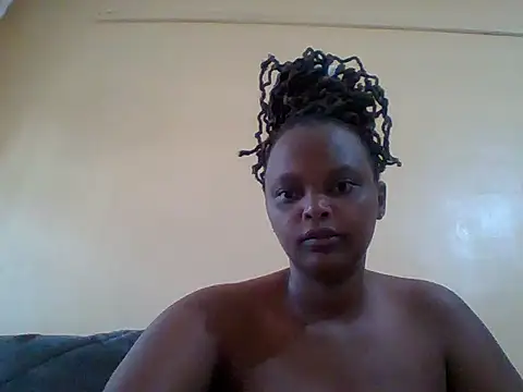 Snapshot of Sexxy-Shie chatting on February 9, 2025, 6:11 am Sexxy-Shie online show from February 9, 2025, 6:11 am