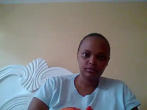 Snapshot of Sexxy-Shie chatting on October 8, 2025, 6:11 am Sexxy-Shie online show from October 8, 2025, 6:11 am
