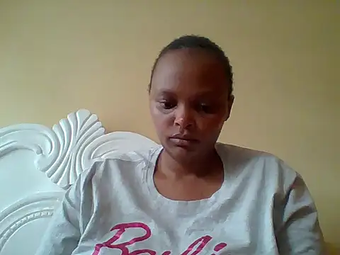 Snapshot of Sexxy-Shie chatting on October 9, 2025, 6:33 am Sexxy-Shie online show from October 9, 2025, 6:33 am