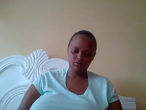 Snapshot of Sexxy-Shie chatting on October 15, 2025, 6:57 am Sexxy-Shie online show from October 15, 2025, 6:57 am
