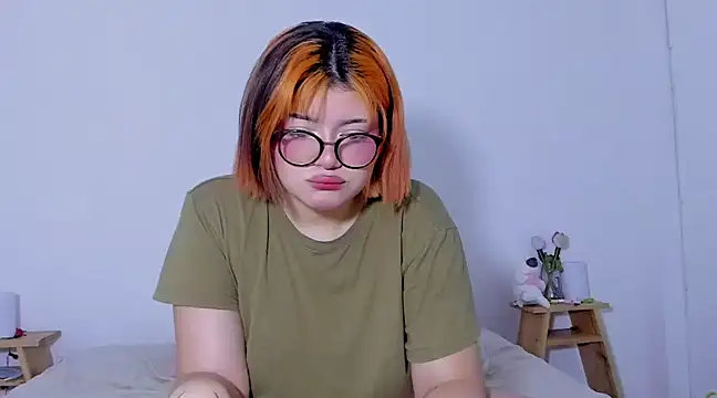 Snapshot of Gaby_Danna chatting on December 5, 2024, 7:38 am Gaby Danna online show from December 5, 2024, 7:38 am