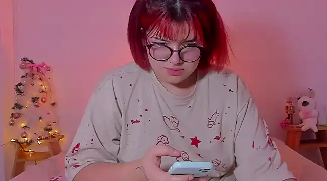 Snapshot of Gaby_Danna chatting on December 19, 2024, 9:28 pm Gaby Danna online show from December 19, 2024, 9:28 pm