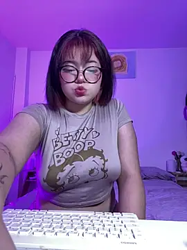 Snapshot of Gaby_Danna chatting on February 9, 2025, 10:42 am Gaby Danna online show from February 9, 2025, 10:42 am