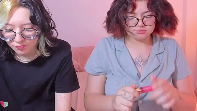 Snapshot of Gaby_Danna chatting on February 25, 2025, 1:20 am Gaby Danna online show from February 25, 2025, 1:20 am