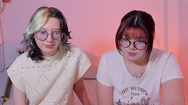 Snapshot of Gaby_Danna chatting on March 6, 2025, 7:10 pm Gaby Danna online show from March 6, 2025, 7:10 pm