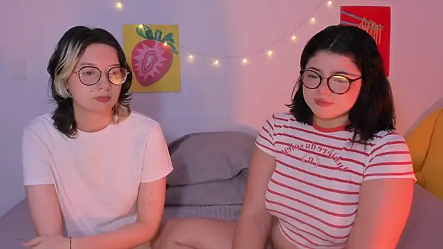 Snapshot of Gaby_Danna chatting on September 26, 2025, 12:58 am Gaby Danna online show from September 26, 2025, 12:58 am