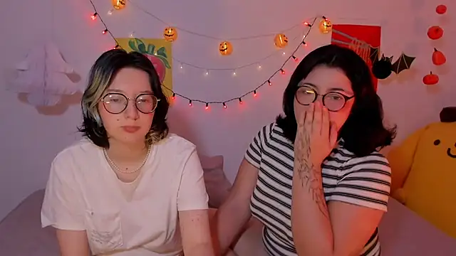 Snapshot of Gaby_Danna chatting on October 22, 2025, 2:56 am Gaby Danna online show from October 22, 2025, 2:56 am