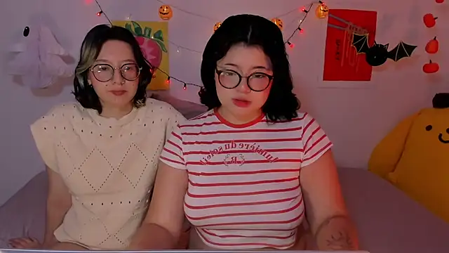 Snapshot of Gaby_Danna chatting on October 23, 2025, 12:32 am Gaby Danna online show from October 23, 2025, 12:32 am