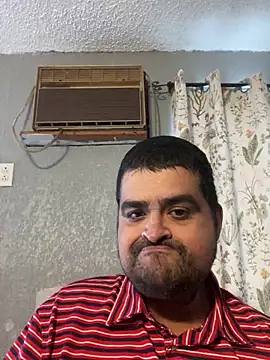 Miguel16i online show from February 4, 2025, 6:06 pm