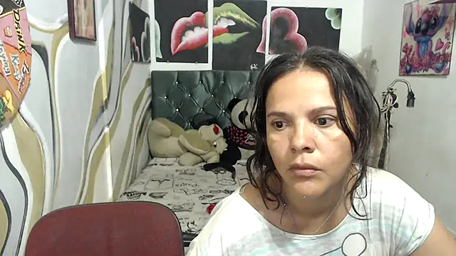 Snapshot of manzanahot9 chatting on June 26, 2026, 12:09 pm manzanahot9 online show from June 26, 2026, 12:09 pm