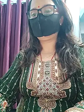 Aishwaryaa 69 online show from December 22, 2025, 7:38 am