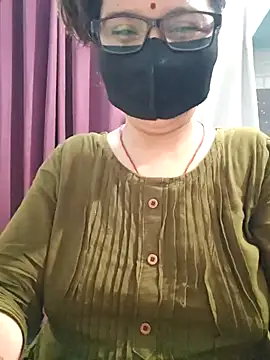 Aishwaryaa 69 online show from May 27, 2026, 2:03 pm
