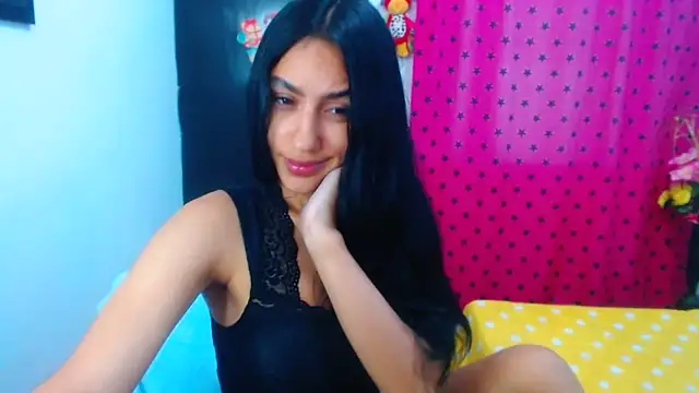 Snapshot of pleasure_and_fantasy chatting on December 5, 2024, 1:36 am pleasure and fantasy online show from December 5, 2024, 1:36 am