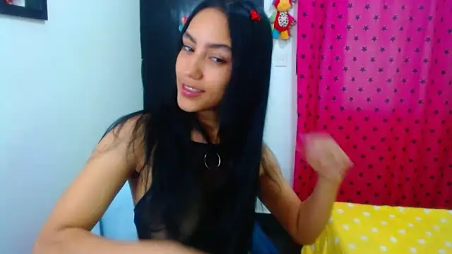 Snapshot of pleasure_and_fantasy chatting on December 5, 2024, 2:44 pm pleasure and fantasy online show from December 5, 2024, 2:44 pm