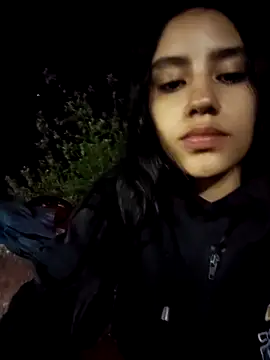 Snapshot of pleasure_and_fantasy chatting on December 22, 2024, 11:52 pm pleasure and fantasy online show from December 22, 2024, 11:52 pm