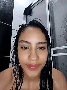 Snapshot of pleasure_and_fantasy chatting on January 18, 2025, 11:33 pm pleasure and fantasy online show from January 18, 2025, 11:33 pm