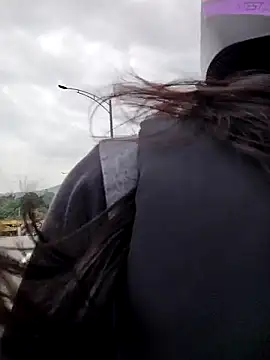 Snapshot of pleasure_and_fantasy chatting on February 8, 2025, 3:53 pm pleasure and fantasy online show from February 8, 2025, 3:53 pm