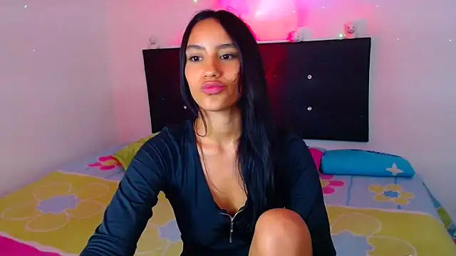 Snapshot of pleasure_and_fantasy chatting on February 11, 2025, 11:12 pm pleasure and fantasy online show from February 11, 2025, 11:12 pm