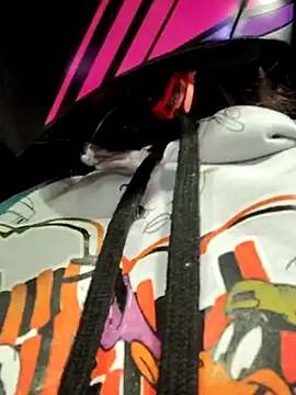 Snapshot of pleasure_and_fantasy chatting on February 26, 2025, 12:16 am pleasure and fantasy online show from February 26, 2025, 12:16 am