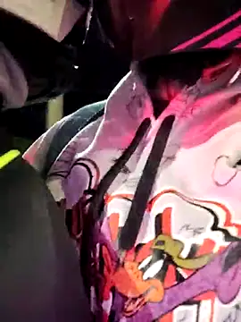 Snapshot of pleasure_and_fantasy chatting on March 8, 2025, 12:11 am pleasure and fantasy online show from March 8, 2025, 12:11 am