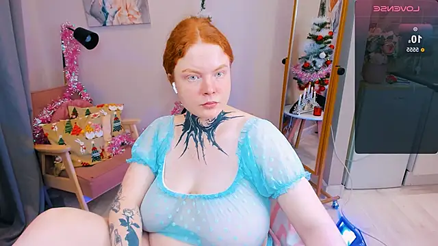 Cassie xKiss online show from December 27, 2024, 4:43 pm