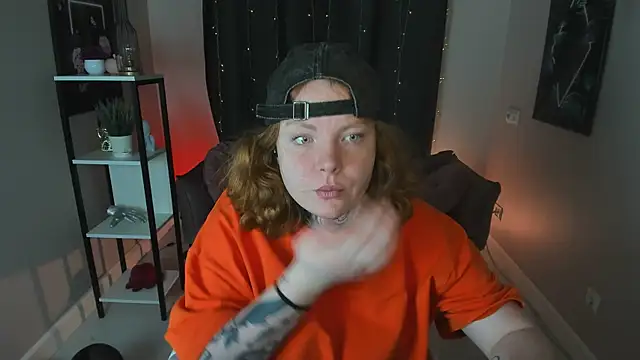 Cassie xKiss online show from October 15, 2025, 8:42 pm