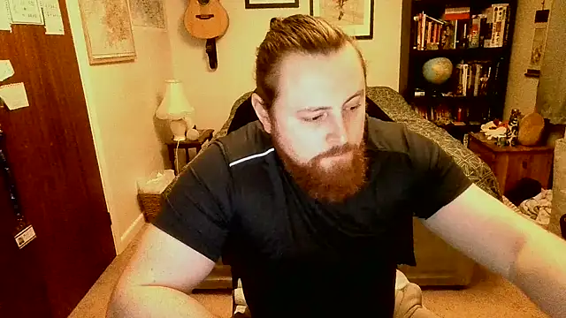 Snapshot of Hairy_Guy30 chatting on January 7, 2025, 11:24 pm Hairy Guy30 online show from January 7, 2025, 11:24 pm