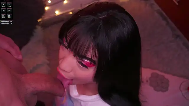 Snapshot of MaddisRock chatting on October 22, 2025, 11:21 am MaddisRock online show from October 22, 2025, 11:21 am